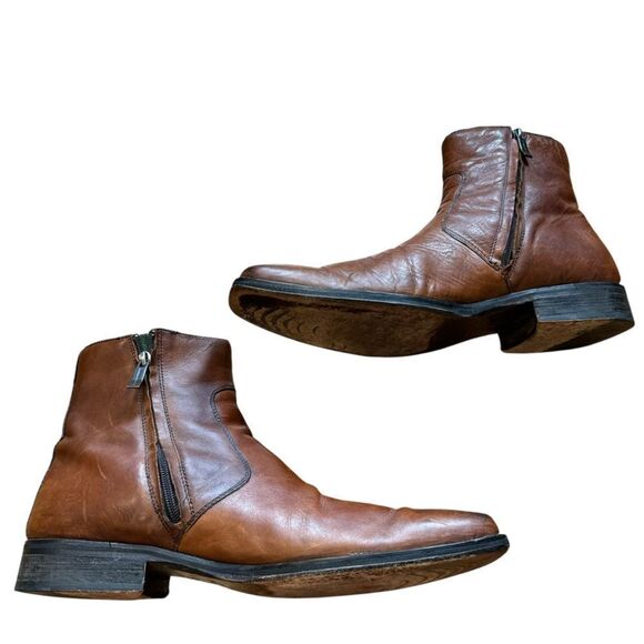 Kenneth Cole Burnished Leather Ankle Boots - Picture 2 of 10